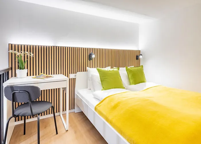 Very Central - Young - Modern
